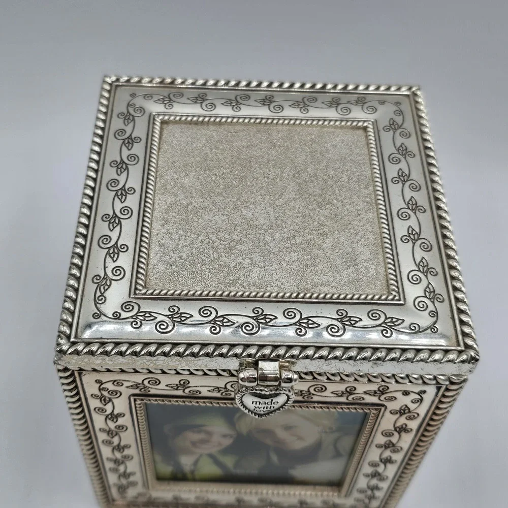 Things Remembered Silver Filigree‎ Cube Photo Frame Keepsake Box Heart Clasp
